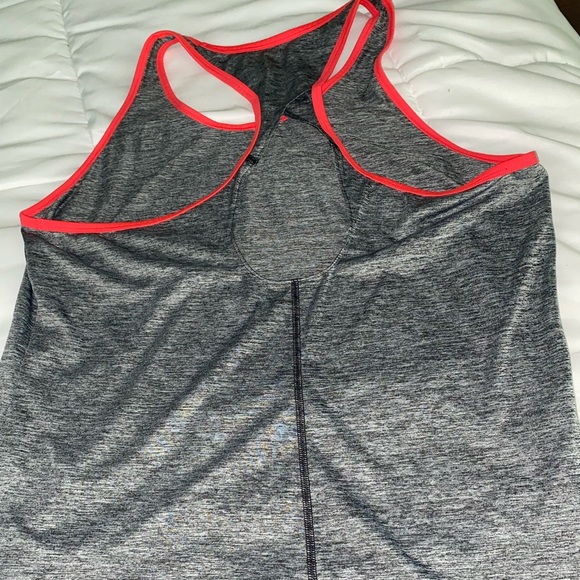Adidas grey top - Picture 3 of 5